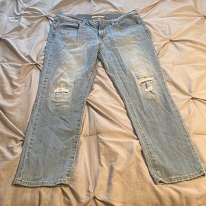 Levi’s Boyfriend Jeans